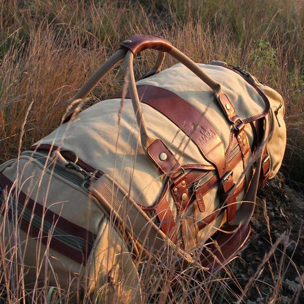 <i>THE</i> BUILD-YOUR-BAG HOLDALL<br>Mara&Meru™ Voyager<br /><u>Shop now</u>